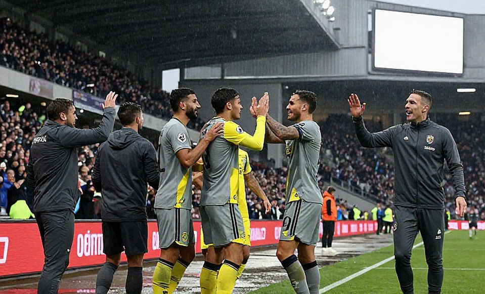 Khoảng trống ở kỳ chuyển nhượng V.League: khi im lặng trở thành dữ liệu