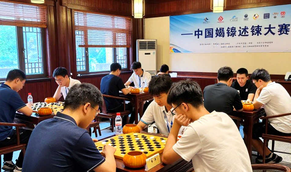 Rosenstein tranh cử chủ tịch FIDE: Lời hứa đưa Carlsen trở lại và canh bạc cải tổ quản trị