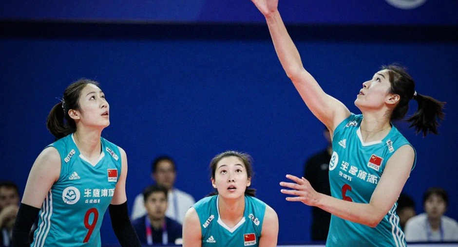 Philippines - Pakistan: Khoảng cách 63 bậc và cái bẫy của mô hình nhập tịch